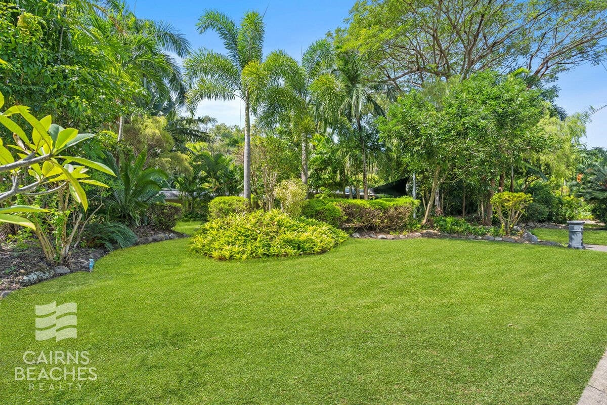 12 Heron Close, Kewarra Beach - Image 1