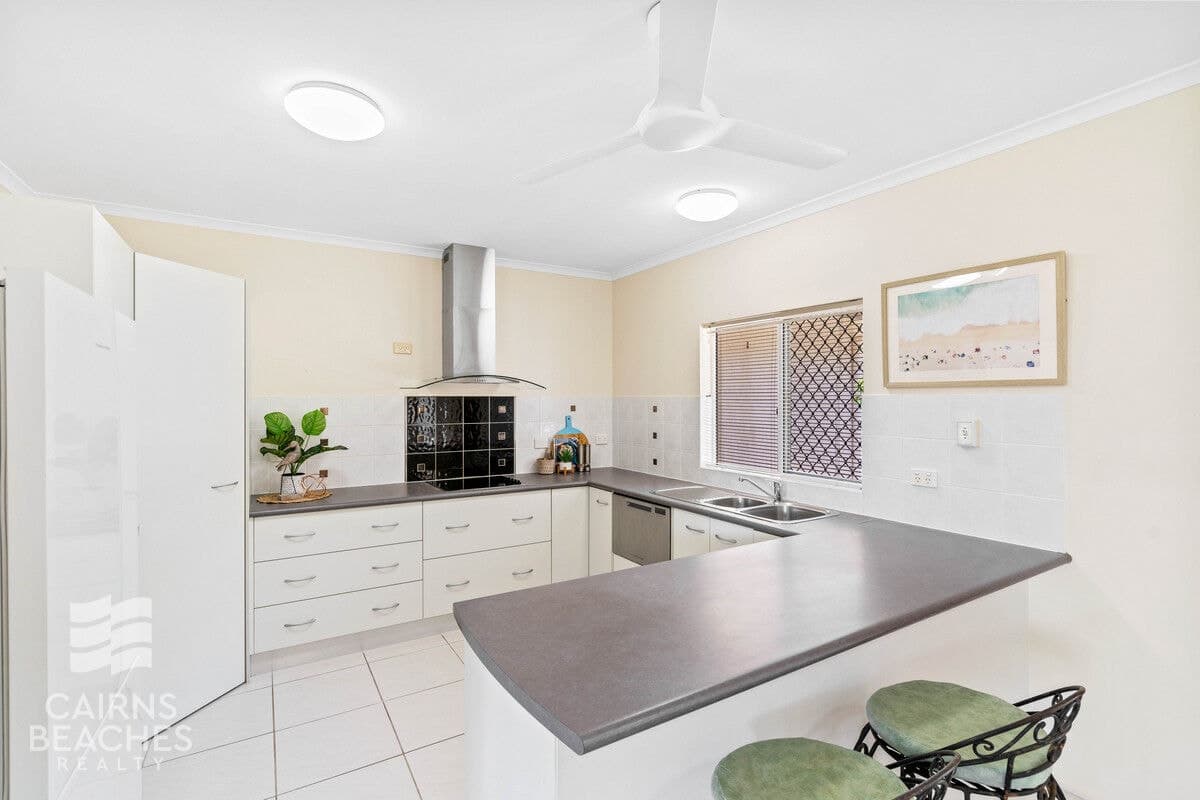 1/14 Oyster Court, Trinity Beach - Thumbnail 6