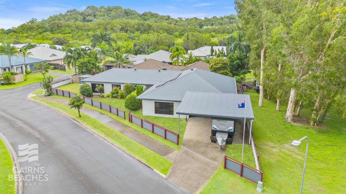 2 Natica Close, Trinity Beach - Image 1