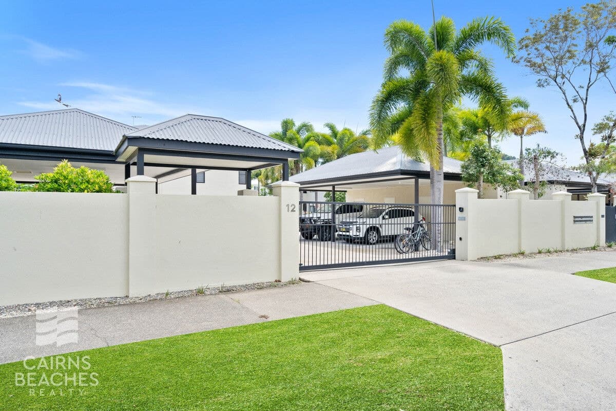 13/10-12 Oyster Court, Trinity Beach - Thumbnail 2
