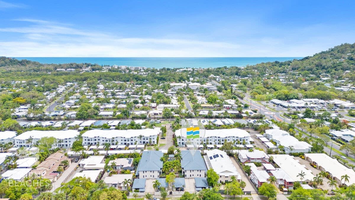 13/10-12 Oyster Court, Trinity Beach - Thumbnail 3