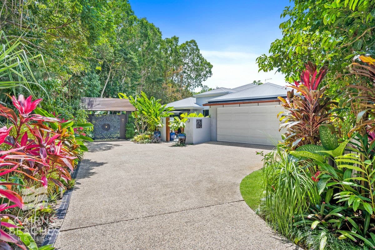 10 Bingil Close, Kewarra Beach - Image 1