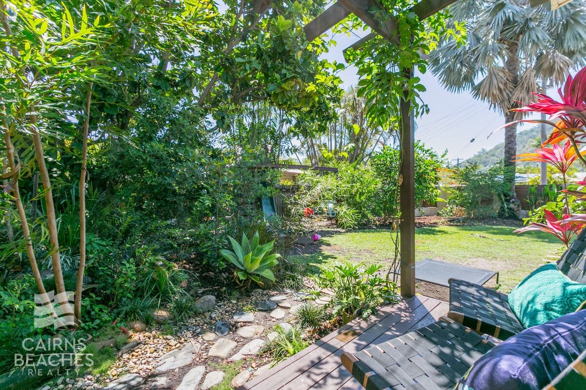 6 Volute Close, Trinity Beach - Thumbnail 2