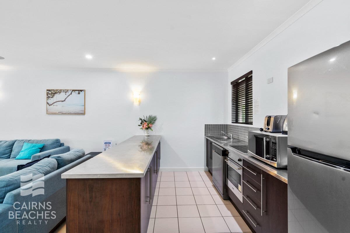 8/81-85 Cedar Road, Palm Cove - Thumbnail 6