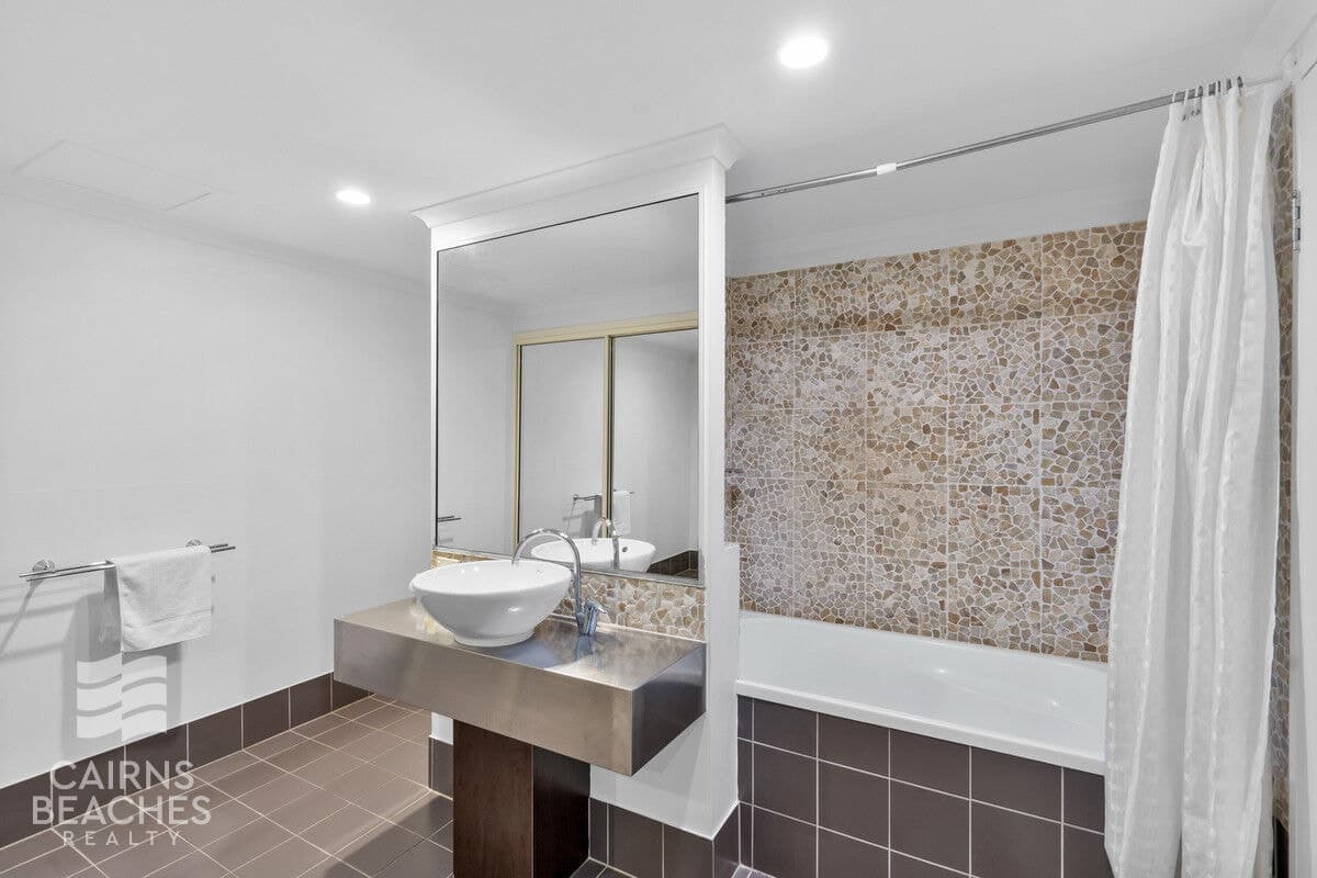 8/81-85 Cedar Road, Palm Cove - Thumbnail 8