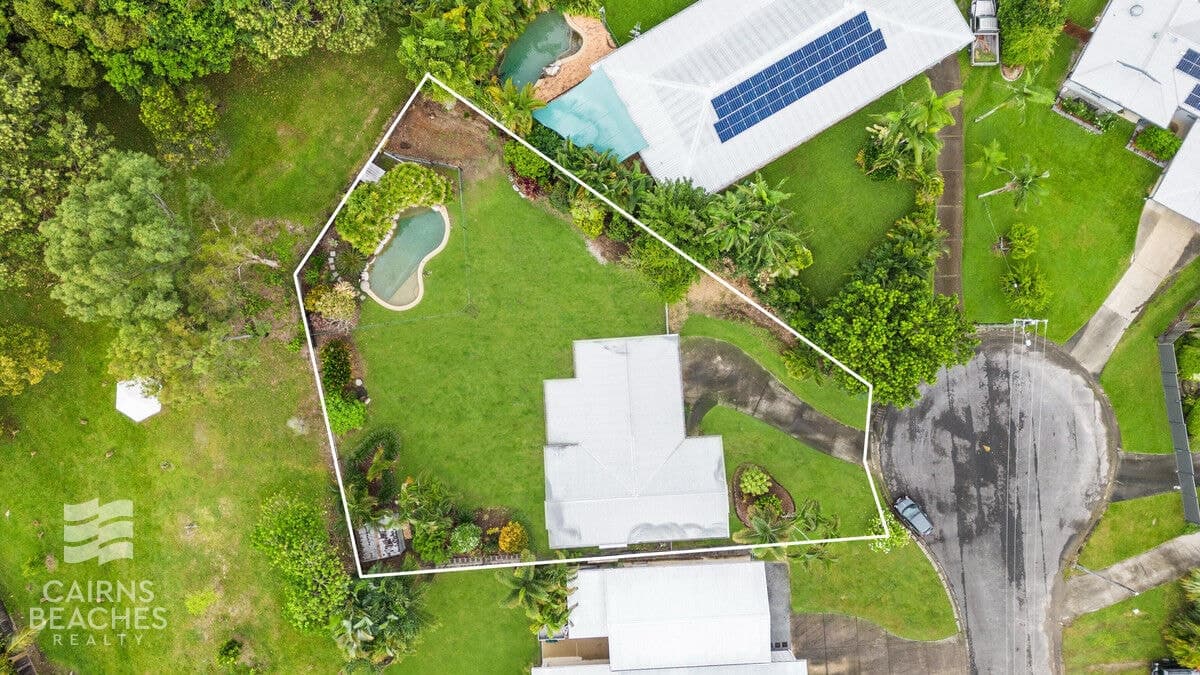 4 Newport Close, Kewarra Beach - Image 1