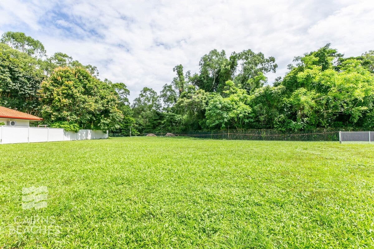 21 Stream Avenue, Kewarra Beach - Image 1