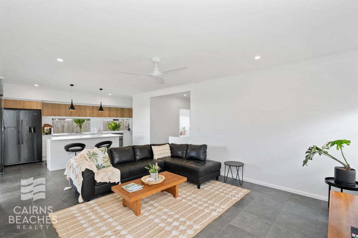 99 Charringa Link, Smithfield - Image 1