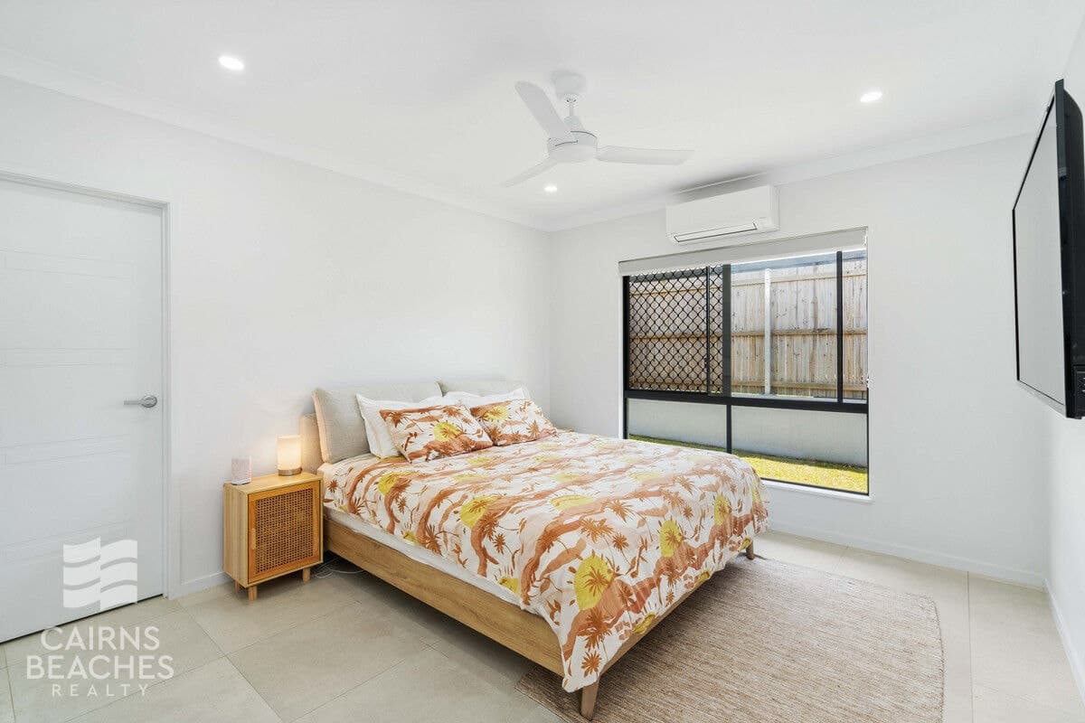 11 Wattledale Bend, Trinity Beach - Thumbnail 5