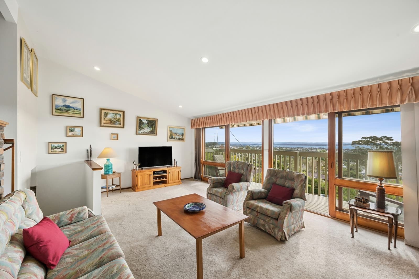 4 Blue Lagoon Close, BATEAU BAY, Bateau Bay - Thumbnail 4