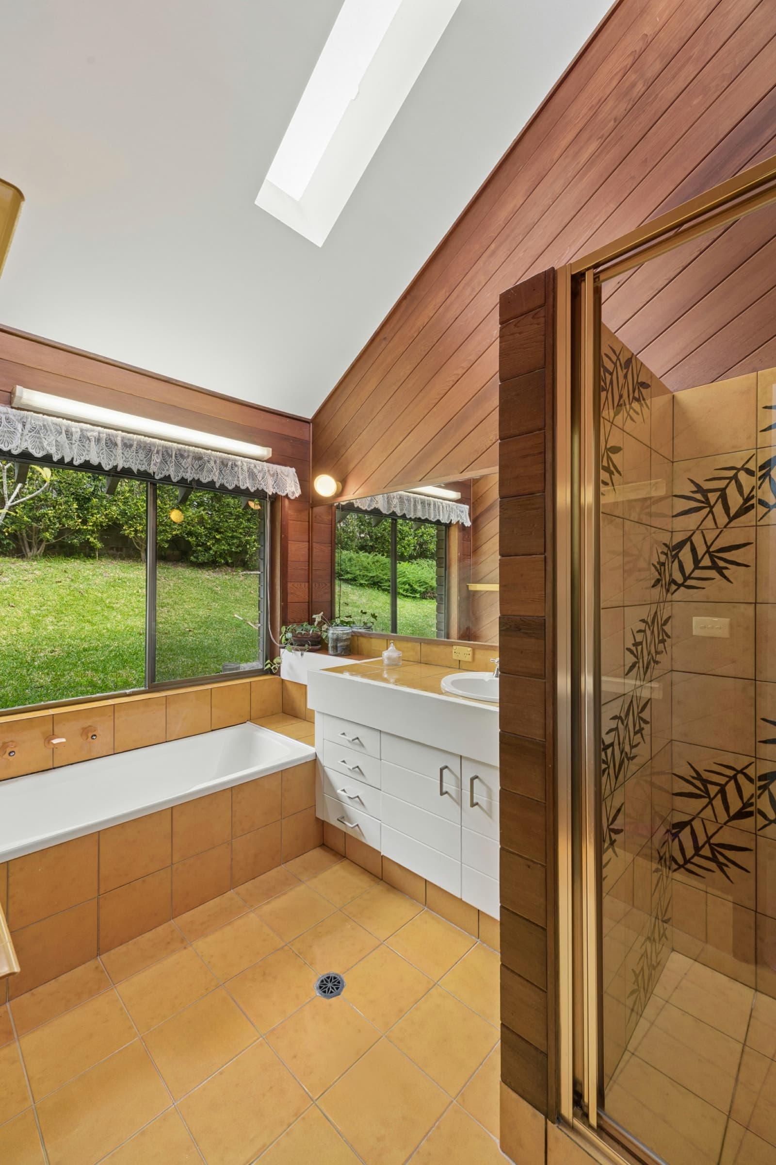 4 Blue Lagoon Close, BATEAU BAY, Bateau Bay - Thumbnail 8