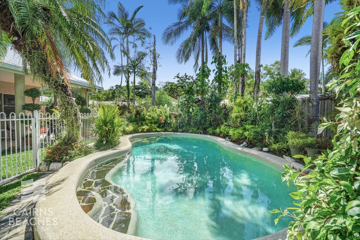 9 Koonya Close, Kewarra Beach - Image 1