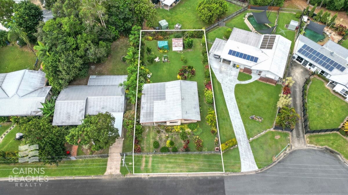8 Coolangatta Close, Kewarra Beach - Image 1