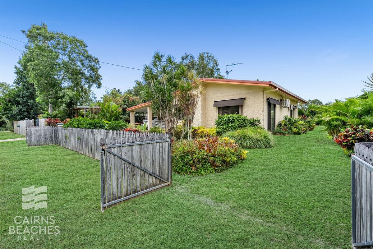 8 Coolangatta Close, Kewarra Beach - Thumbnail 3