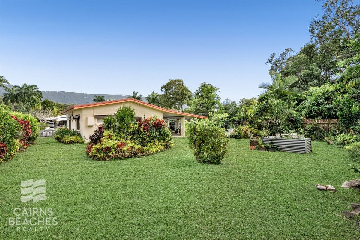 8 Coolangatta Close, Kewarra Beach - Thumbnail 5