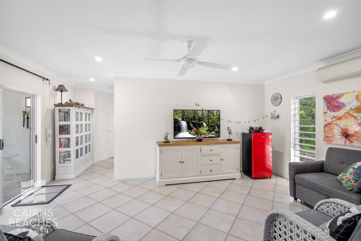 7 Melissa Close, Clifton Beach - Thumbnail 8