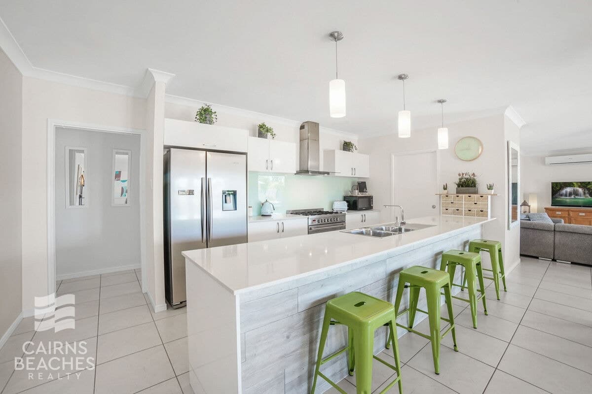 57 Cascade Avenue, Kewarra Beach - Image 1