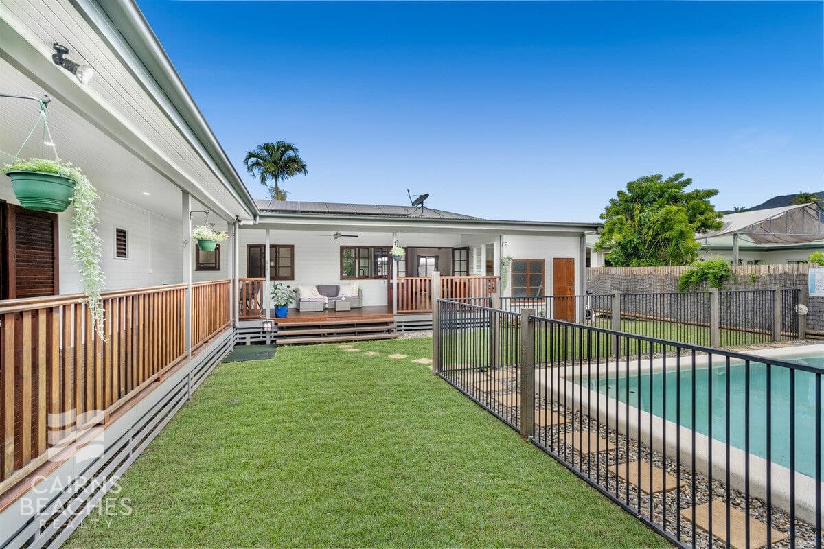 7 Mornington Street, Kewarra Beach - Image 1