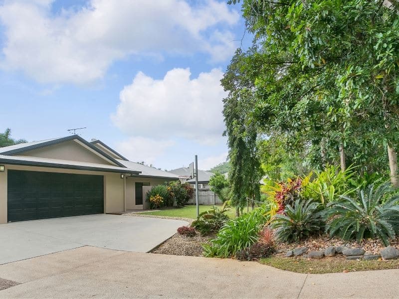 60 Moore Rd, Kewarra Beach - Image 1