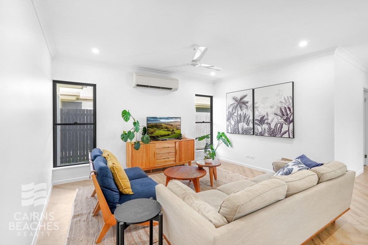 61 Lorne Loop, Kewarra Beach - Image 1