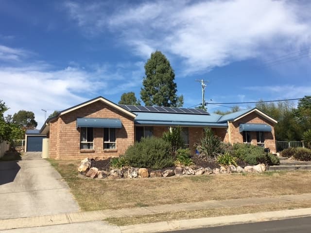 2 Woodfull Street, Dugandan, Dugandan - Image 1