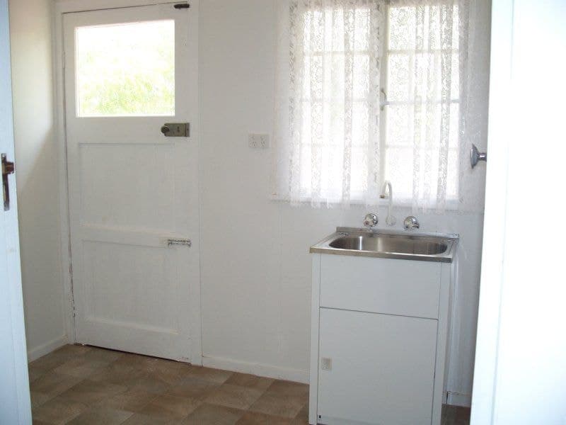 24 Golf Avenue, Boonah, Boonah - Thumbnail 7