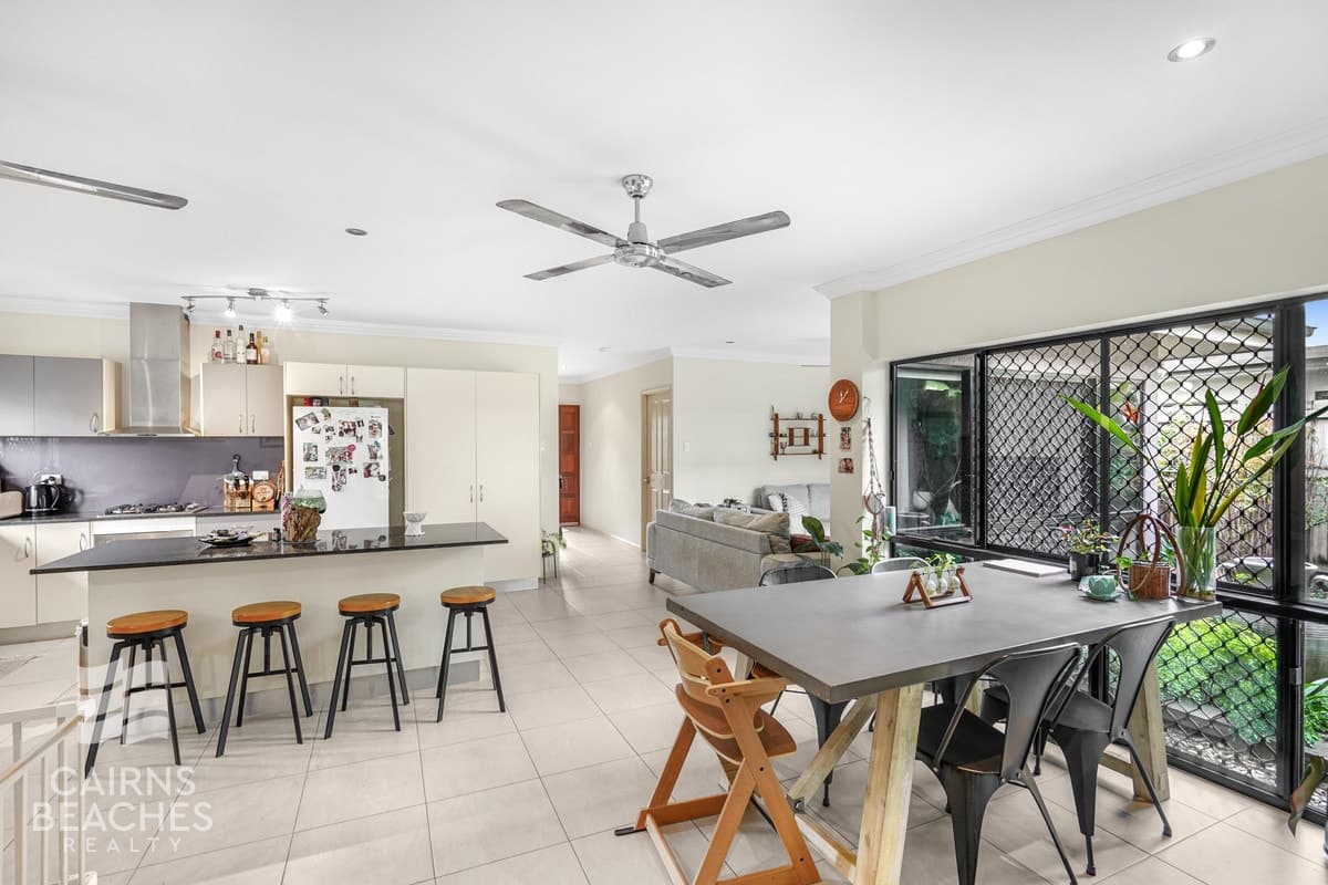 11 Narabeen Street, Kewarra Beach - Image 1