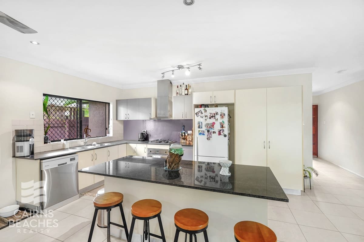 11 Narabeen Street, Kewarra Beach - Thumbnail 5