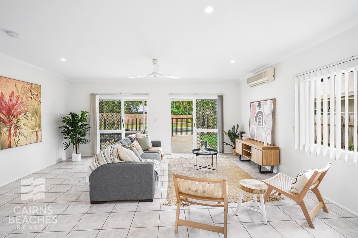 26 Bramble Street, Clifton Beach - Image 1