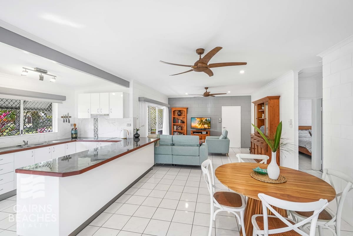 2/27 - 29 Portsea Crescent, Kewarra Beach - Image 1
