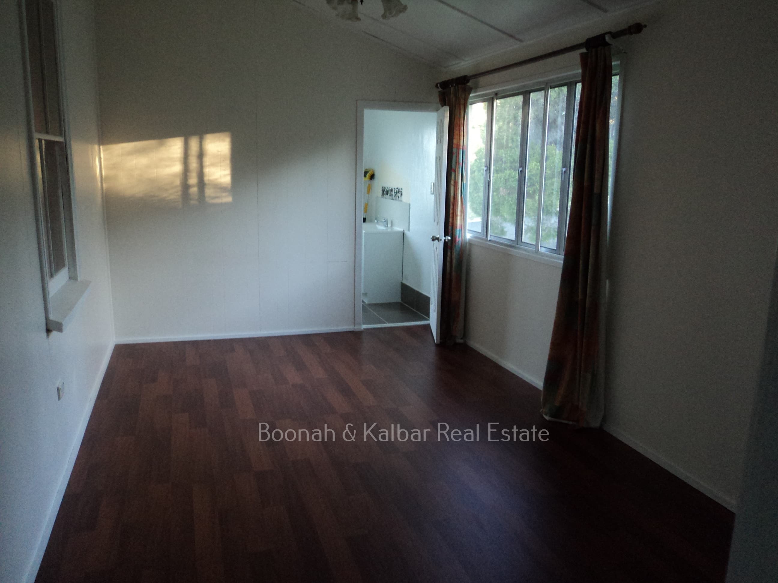8 Leonard Street, Boonah, Boonah - Thumbnail 2