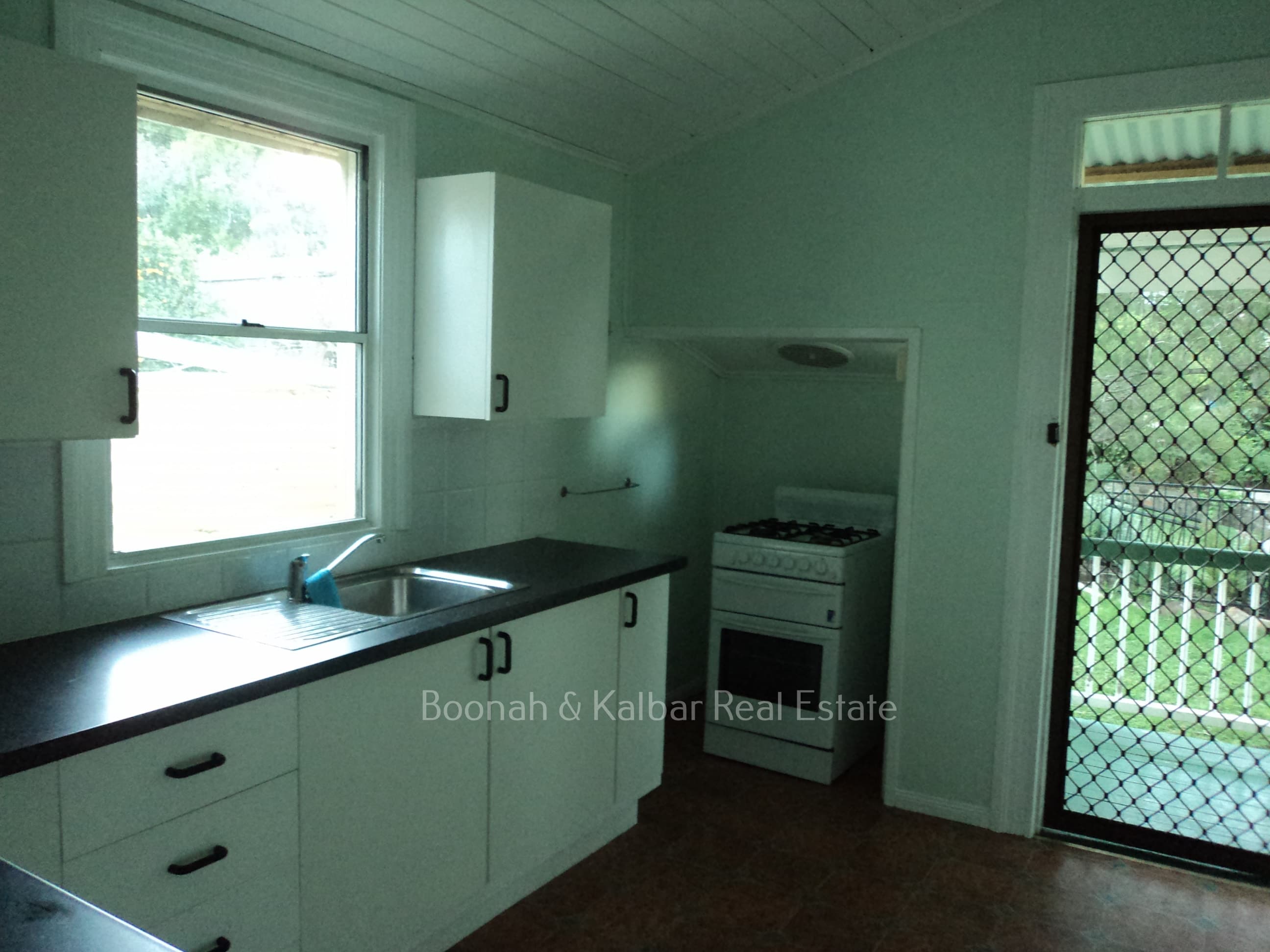 8 Leonard Street, Boonah, Boonah - Thumbnail 5
