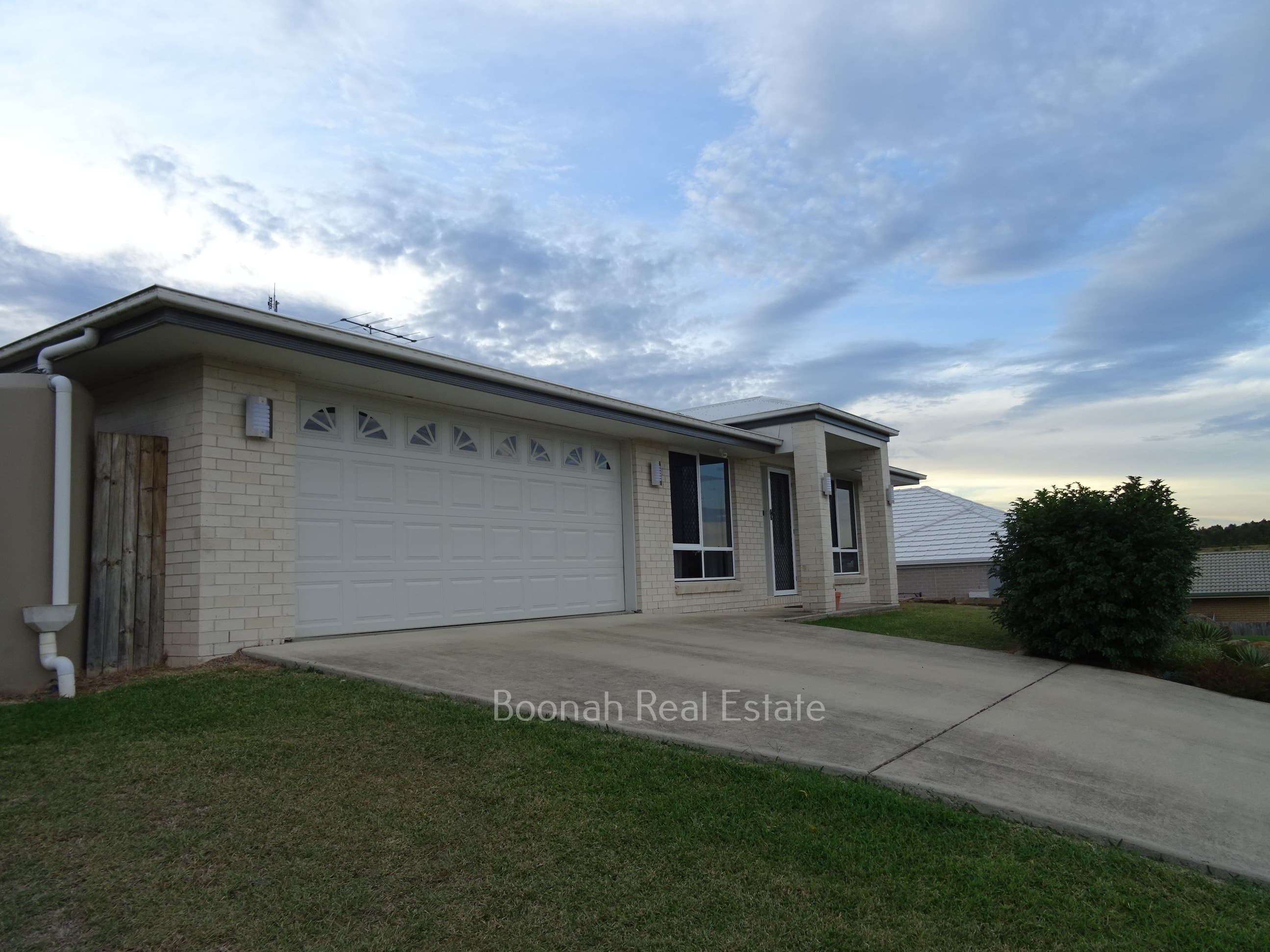 12 Cooney Ave, Boonah, Boonah - Thumbnail 2
