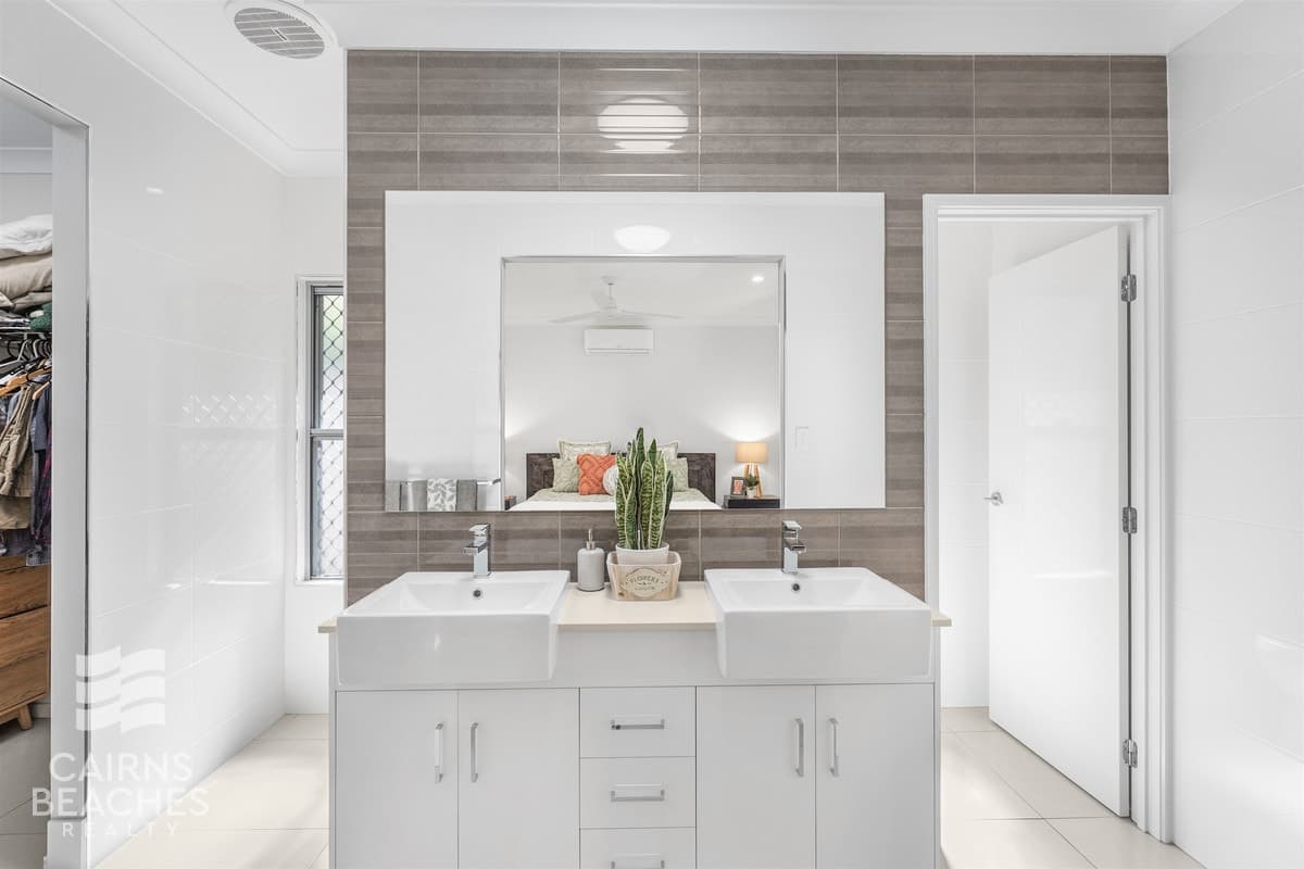2/17a Satellite Street, Clifton Beach - Thumbnail 8