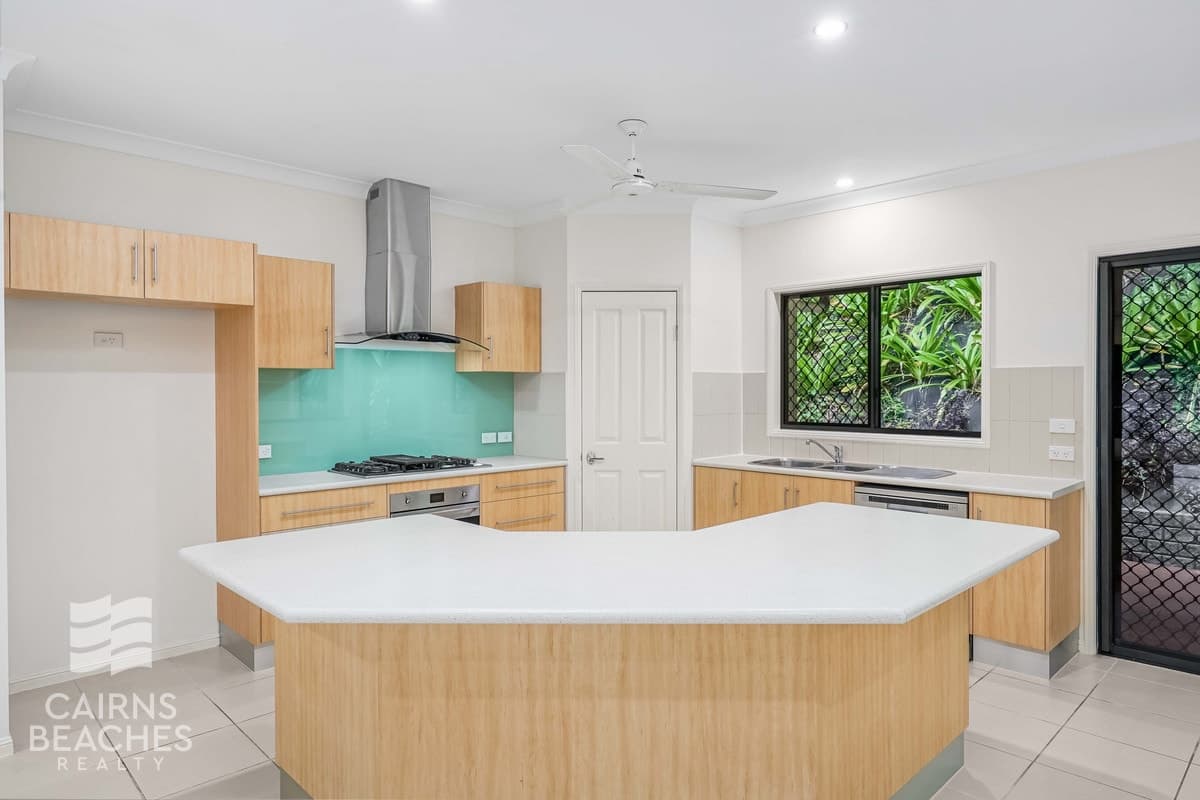 135 Hearl Close, Brinsmead - Thumbnail 3