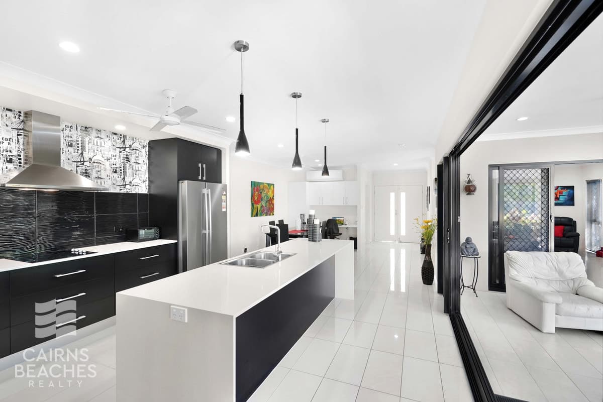 14 Torbay Street, Kewarra Beach - Image 1