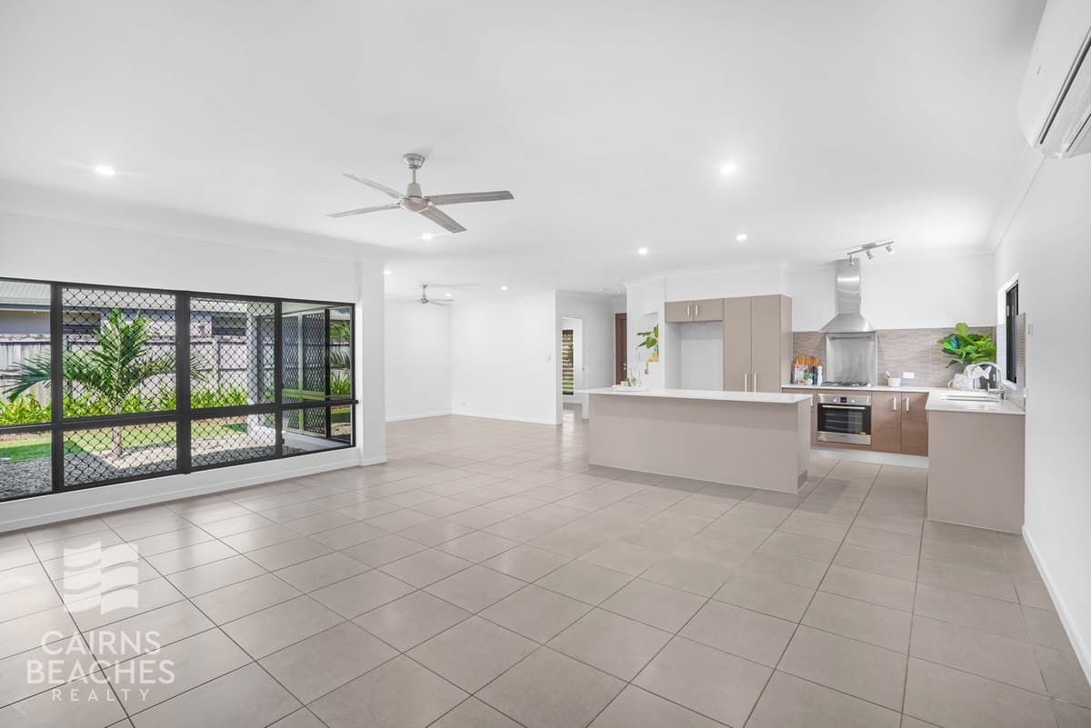 10 Savaii Close, Palm Cove - Thumbnail 3