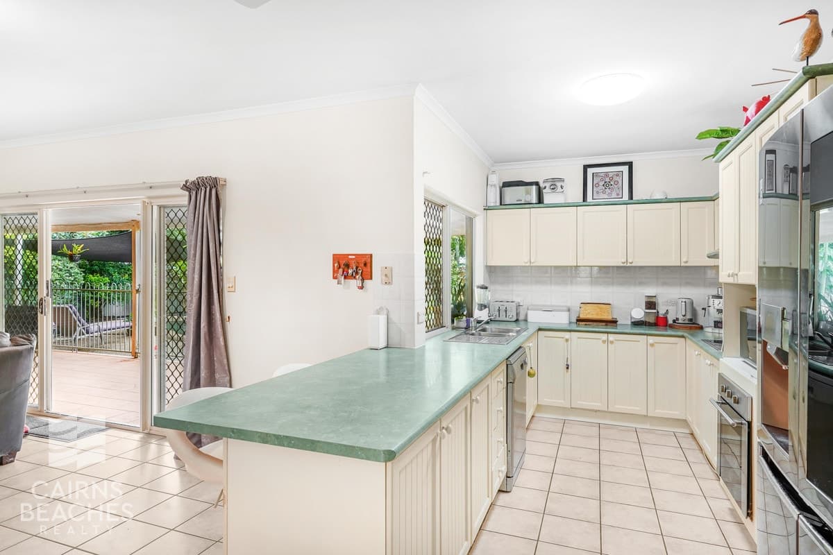 10 Collett Close, Kewarra Beach - Thumbnail 5