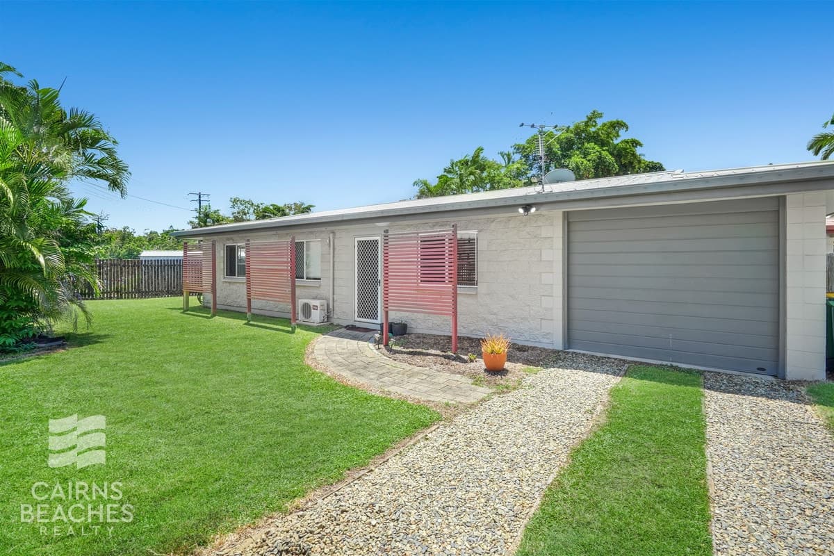 2/2 Strombus Avenue, Trinity Beach - Thumbnail 3