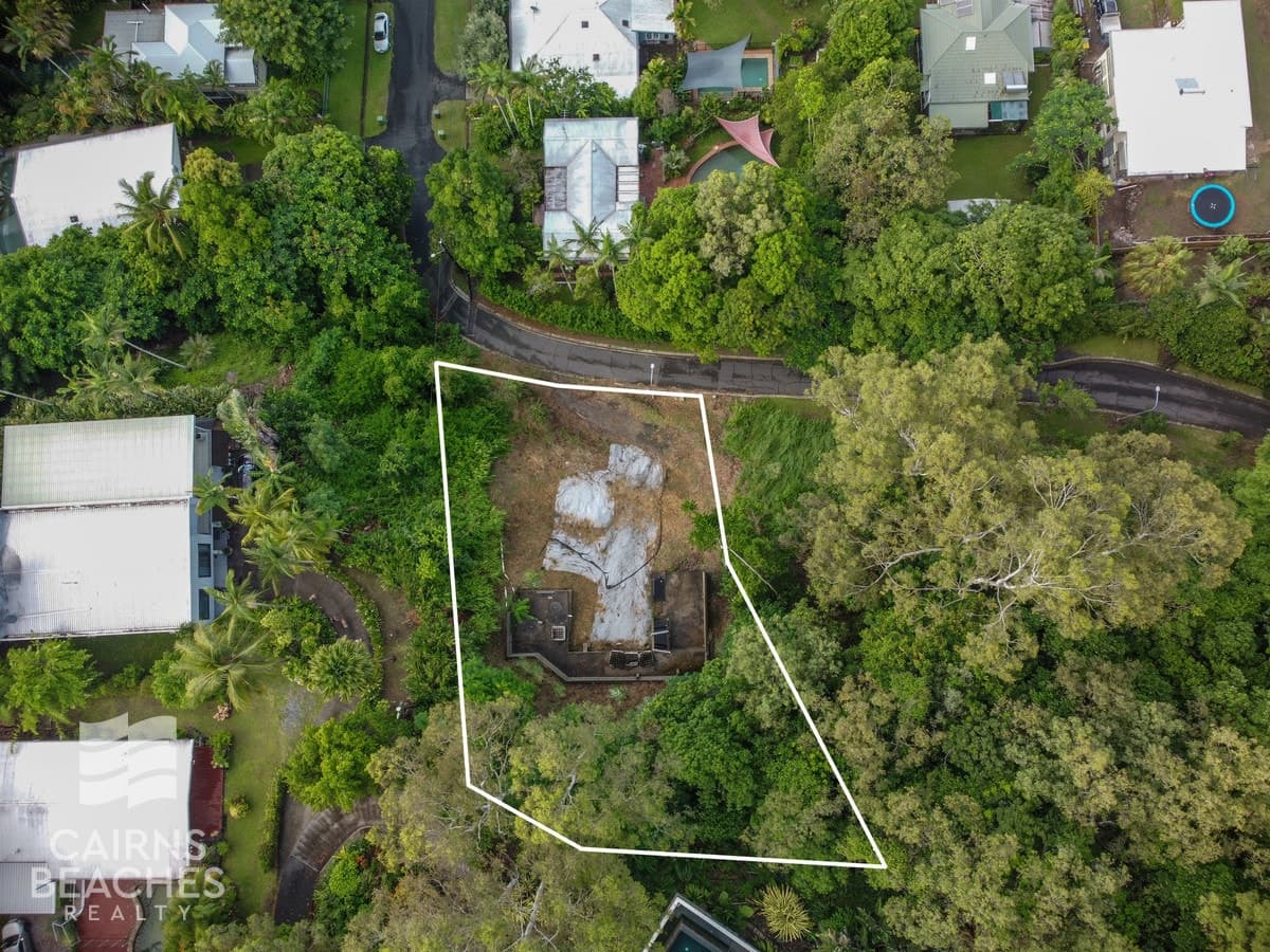2 Michael Dwyer Close, Stratford - Image 1