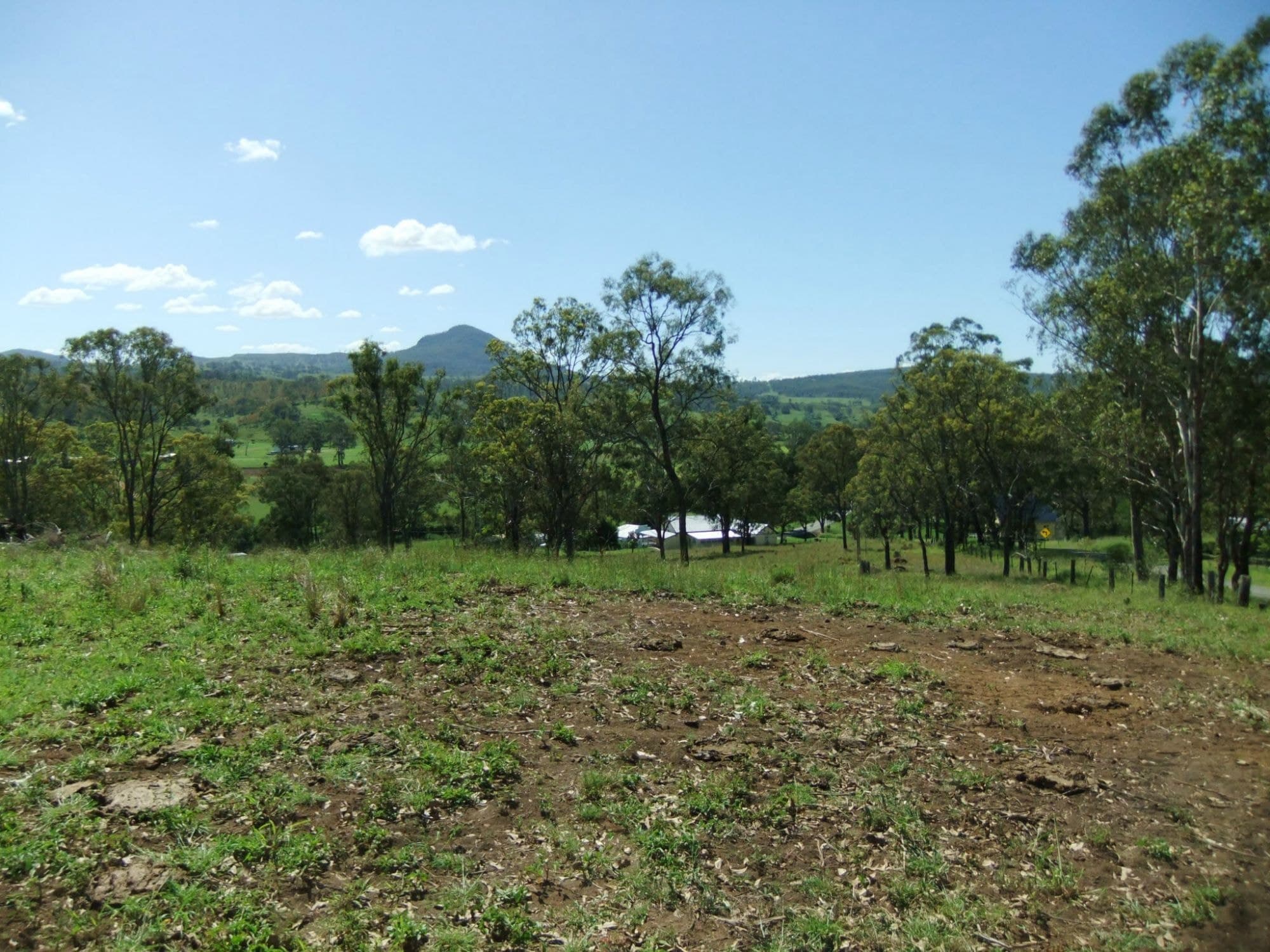 28 Newlove Road, Maroon - Thumbnail 7