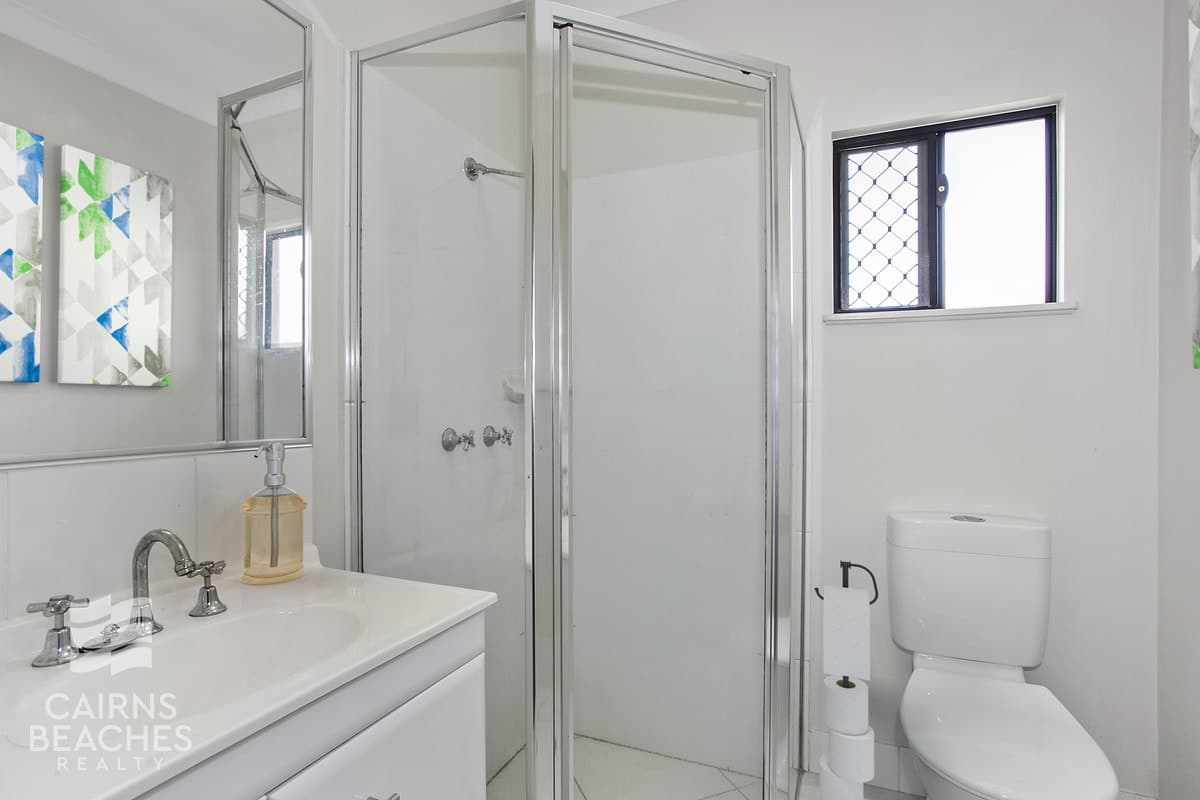 9 Quarterdeck Street, Trinity Beach - Thumbnail 7