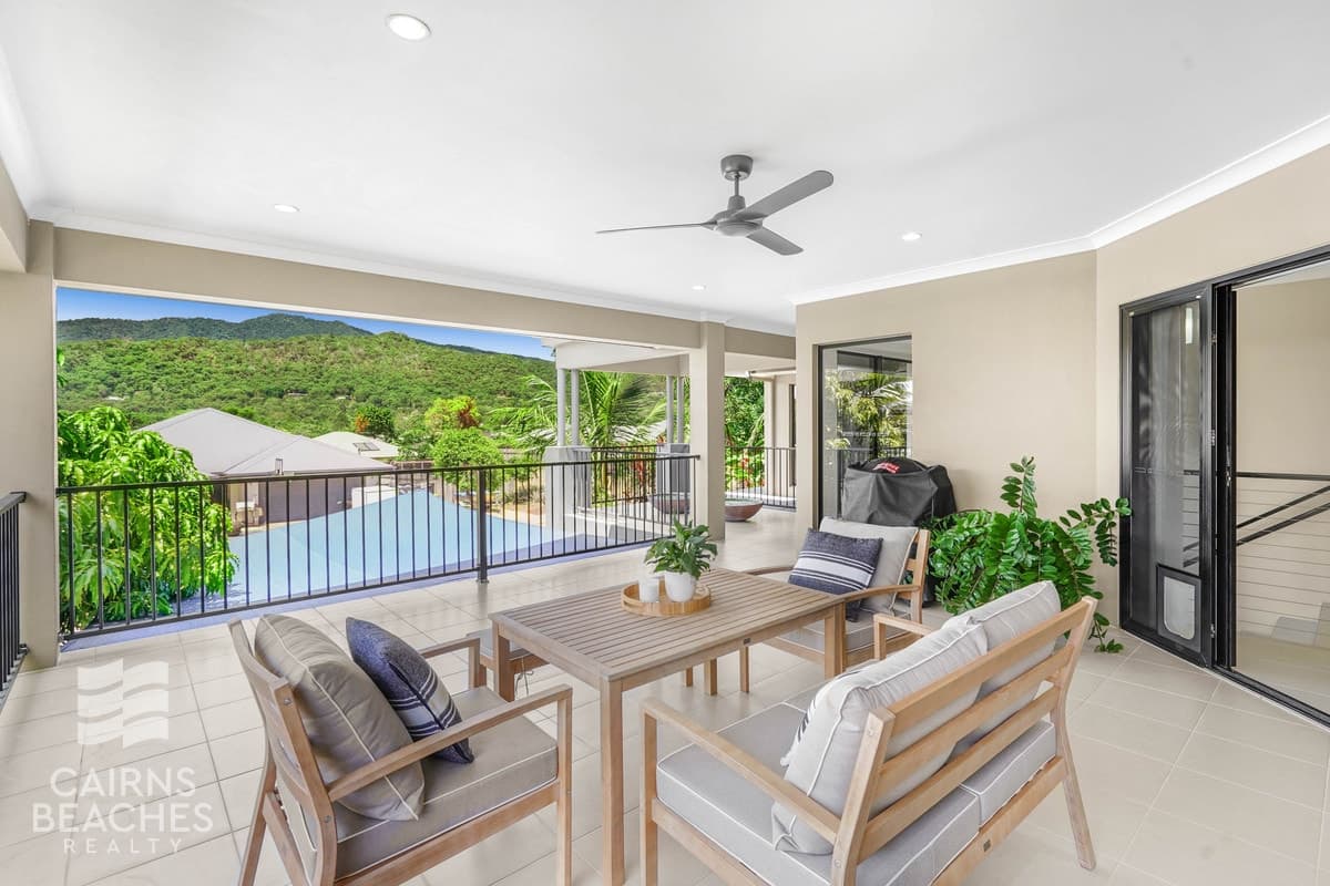 4 Catamaran Circuit, Trinity Beach - Image 1