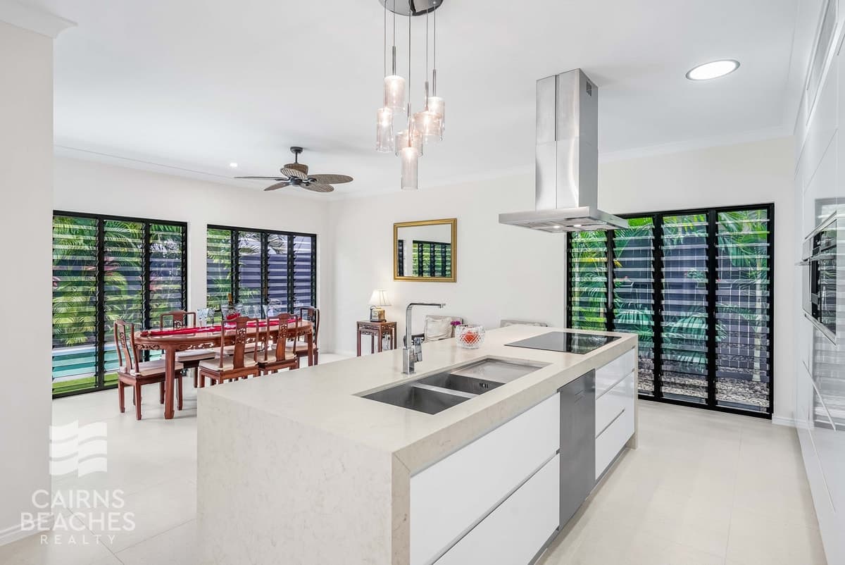 7 Sennfeld Close, Palm Cove - Thumbnail 7