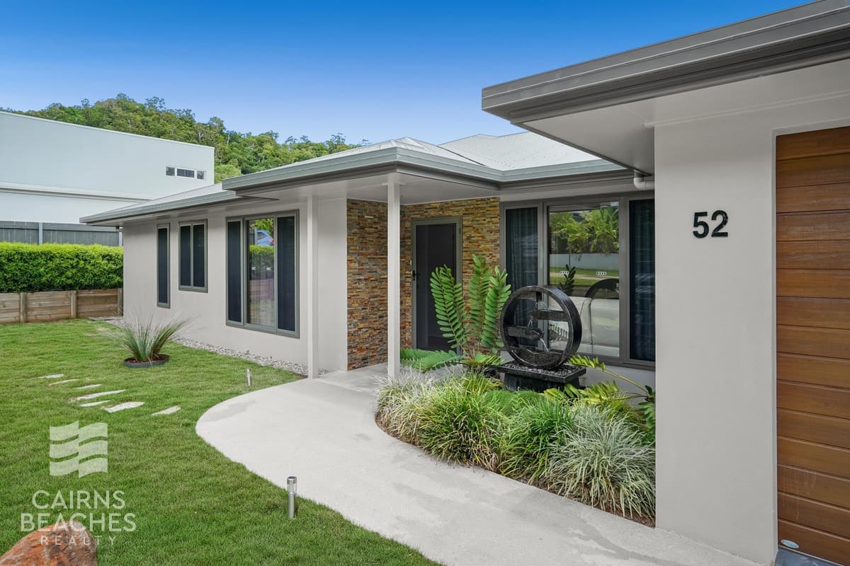 52 Flagship Drive, Trinity Beach - Image 1
