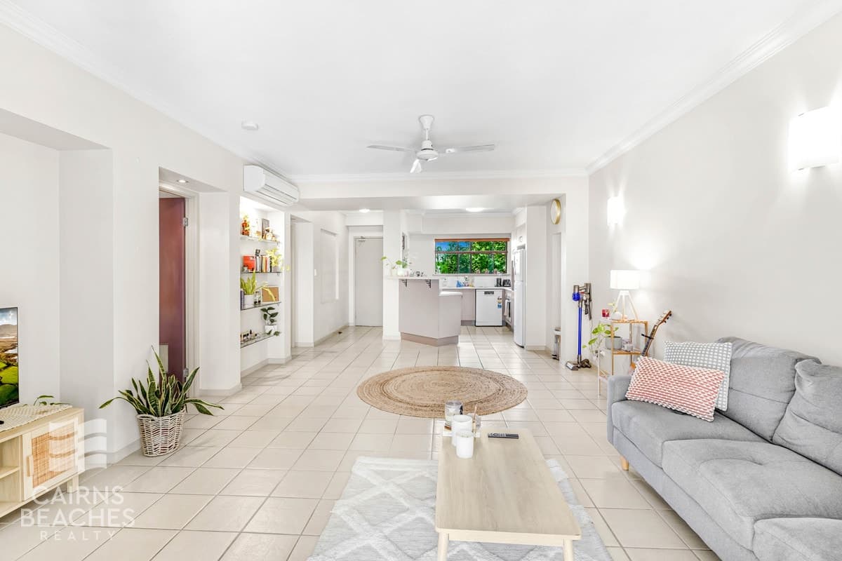 212/55-57 Clifton Road, Clifton Beach - Image 1