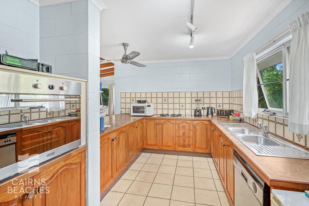 8 Egmont Close, Clifton Beach - Thumbnail 5