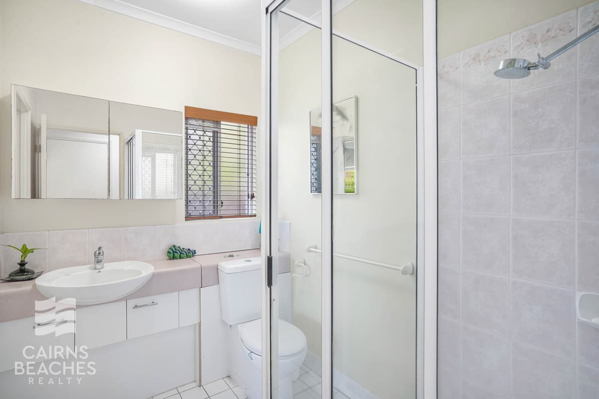 6/2 Nesbit Street, Whitfield - Thumbnail 8