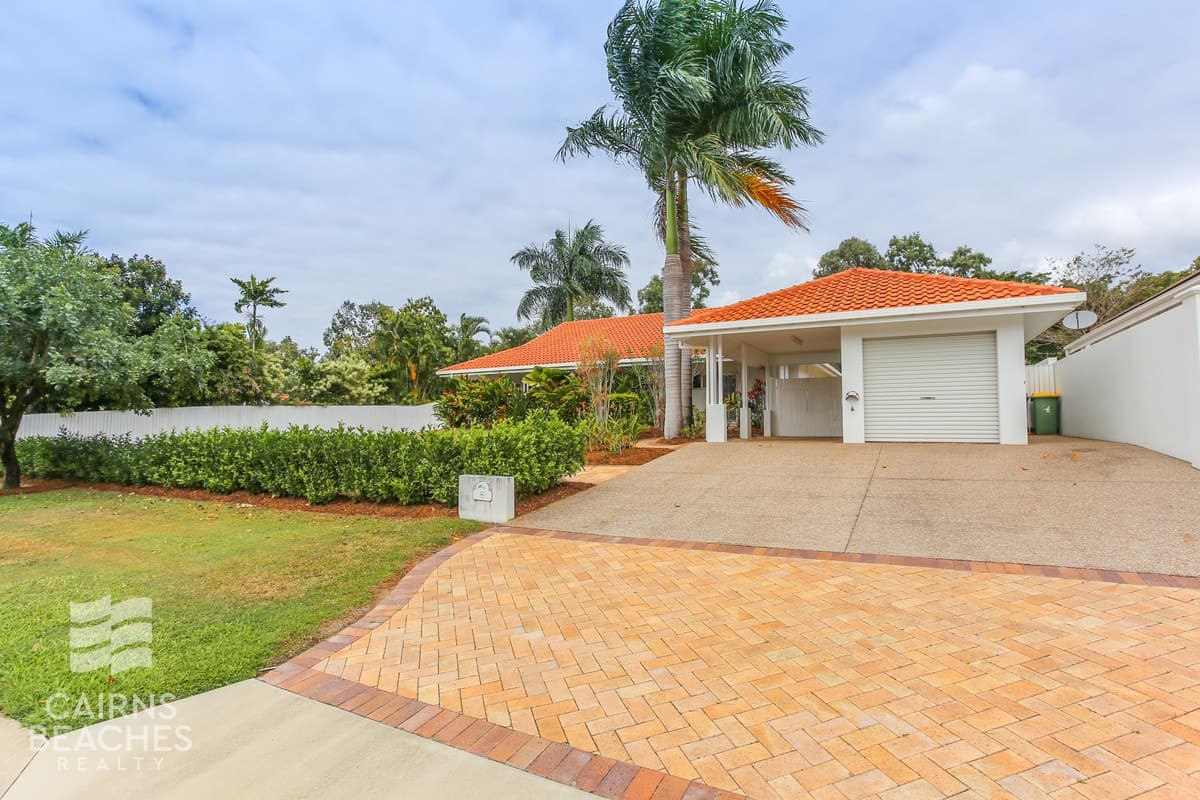 8 Cascade Avenue, Kewarra Beach - Image 1