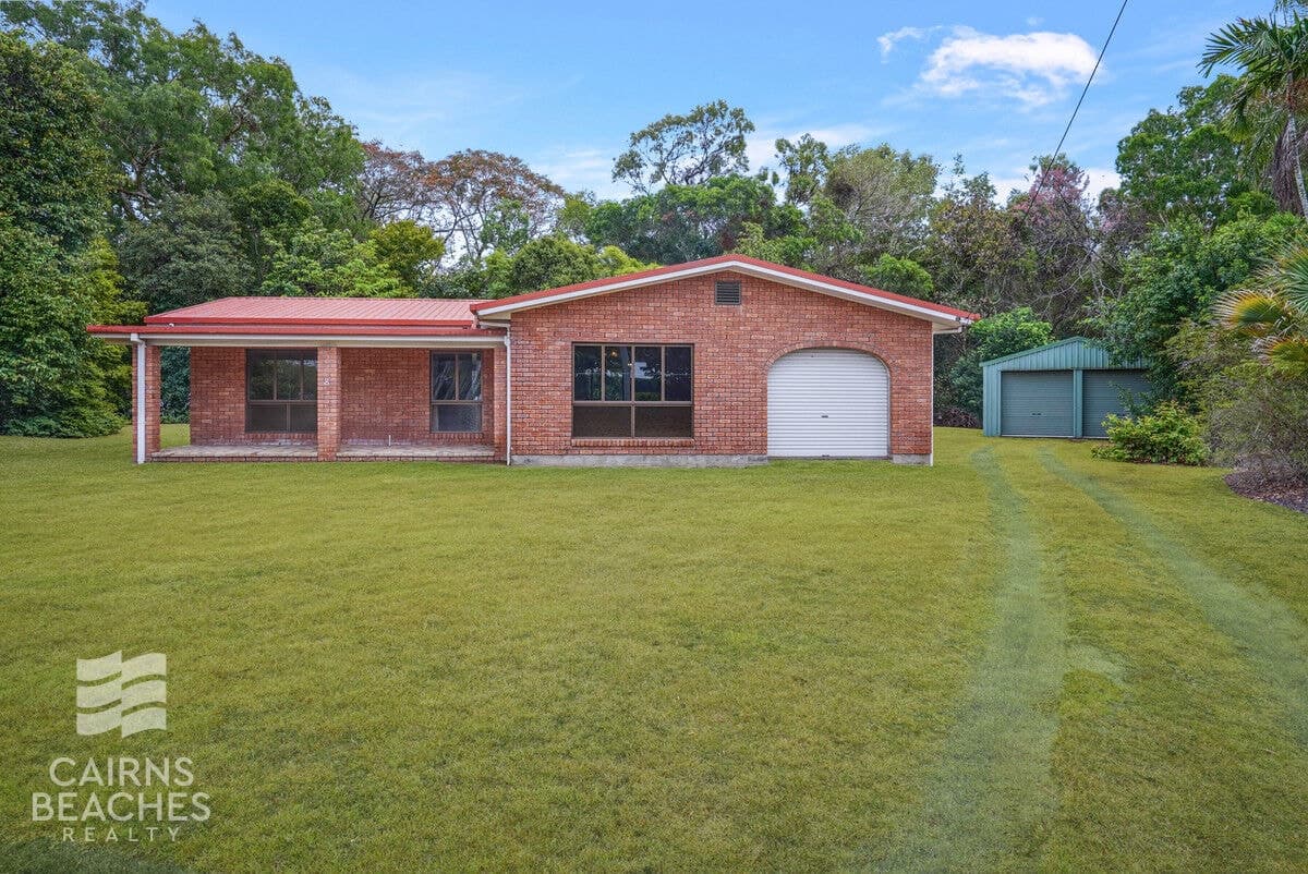 8 Agincourt Close, Clifton Beach - Image 1